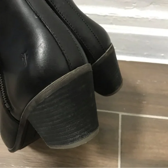 FRYE Judith Zip Bootie Leather Ankle Zip Boot - Picture 4 of 6